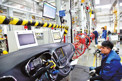 突破门槛赢汽车大市场 --从广西汽车集团生产线看汽车零部件产业升级